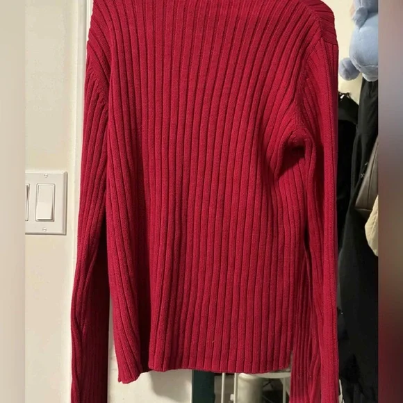 Sweater - Picture 5 of 7